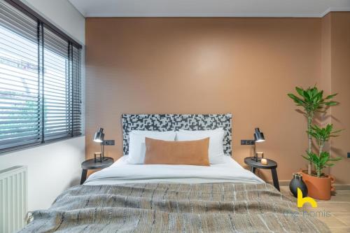 Athenian Hacienda with Private Patio near Acropolis!