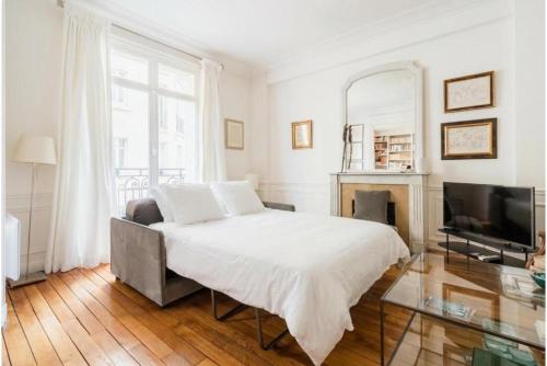 Veeve - Invalides Elegance