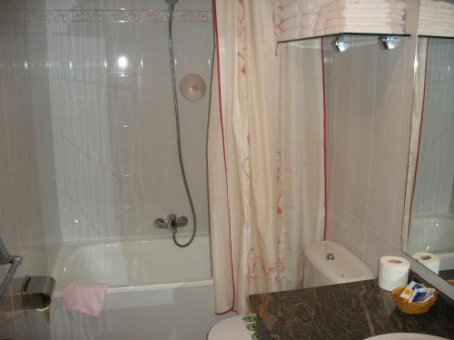 Koupelna v ubytování Hotel Ca de Graus