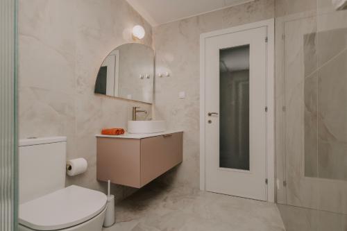 Fide Aesthetic Apartment at Guilford Str