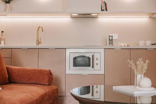 Fide Aesthetic Apartment at Guilford Str
