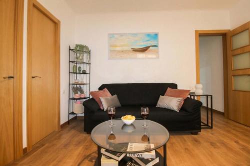 Family apartment with 3 bedrooms for 4 in Eixample