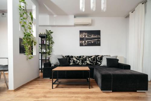 Cichy Apartament w Centrum Miasta - Balkon & Klimatyzacja - Riverside Vista by UniqueRent
