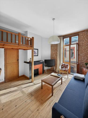 Quiet two room apartment with balcony Jean-Jaurès