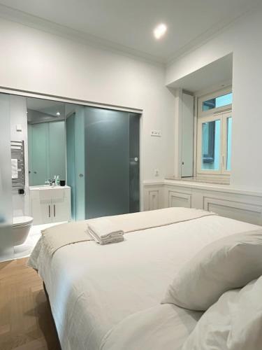 Elegant 2BR Suites Heart of Lisbon