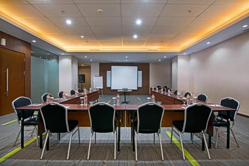 Konferenční prostory v ubytování Grand Whiz Poins Simatupang Jakarta