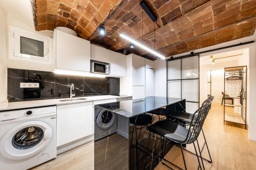 BeBarceloner Sants Apartments