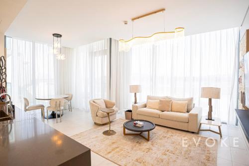 Luxury 2BR Apartment in District One Sleeps 5
