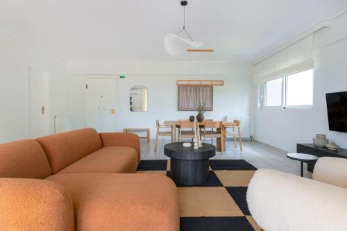 Agia Paraskevi 3BR Courtyard Apartment by UPSTREET