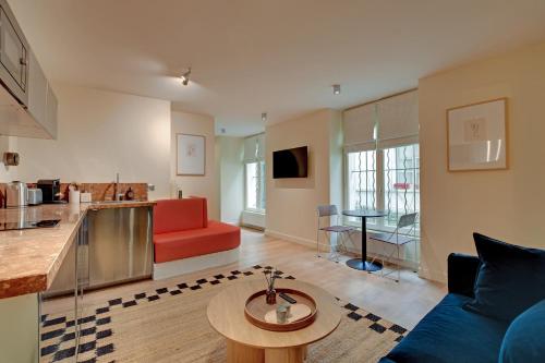 Marais Archives -Architect Flat 2BR 2SDB with AC