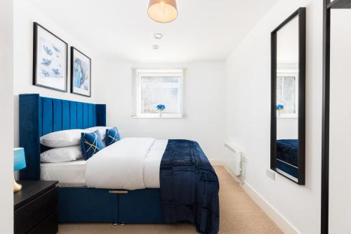 The Bell Suite by Prime Stays - Stylish 2 Bedroom in City Centre With Balcony & Gated Parking photo 21