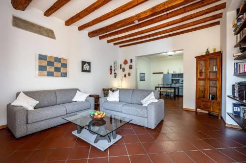 YD stylish San Frediano retreat