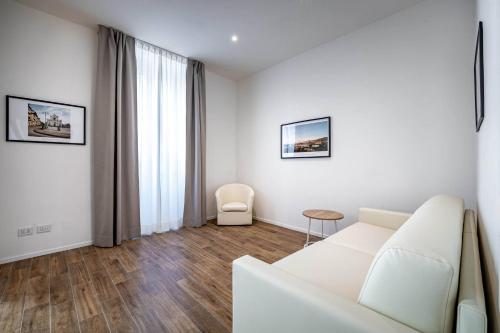 YD elegant apt with garden