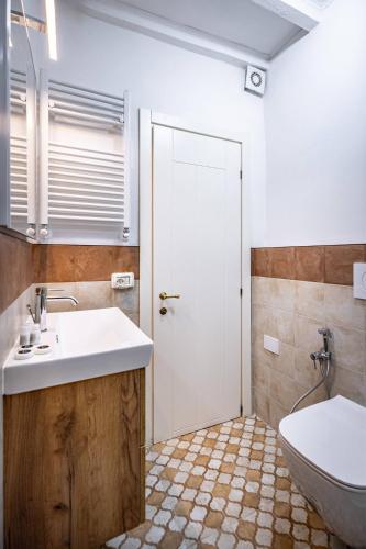 Roommo Viola
