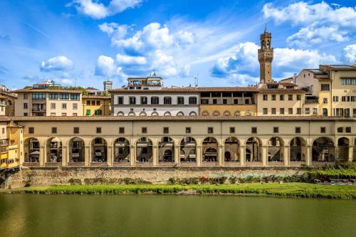 YD balcony on Pontevecchio view photo 23