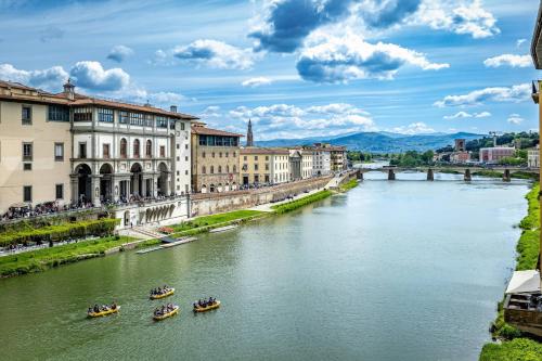 YD balcony on Pontevecchio view photo 33
