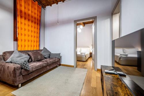 YD San Niccolo riverside apartment