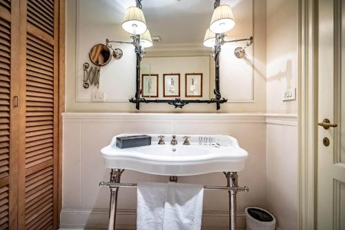 YID Bargello luxury suite