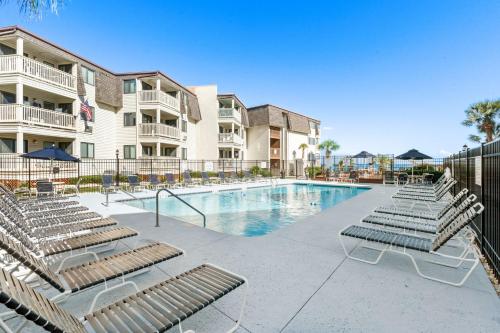 Ocean Forest Villas Oceanview Unit B305 photo 5