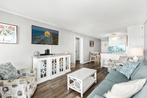 Ocean Forest Villas Oceanview Unit B305 photo 7