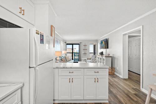 Ocean Forest Villas Oceanview Unit B305 photo 17