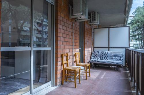 Cinecittà Family House metro A - Private Parking