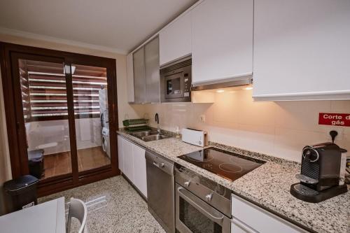 Vilamoura-Monte Laguna Dream Stay T2 with Pool, Golf and Beach