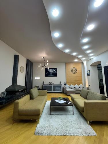 Nizami Central Apartments by Bakhtiyar
