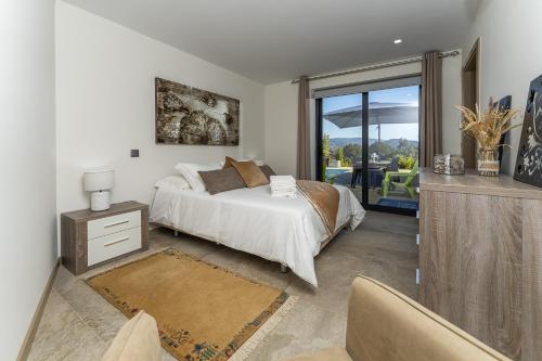 Villa with private Pool and Garden