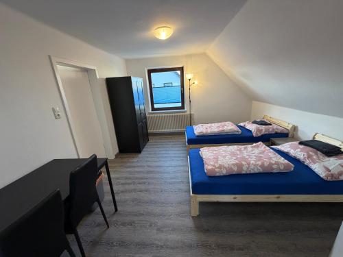 Großzügiges Einfamilienhaus samt Garten & riesiger Garage