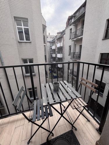 ZABRSKA Studio XV