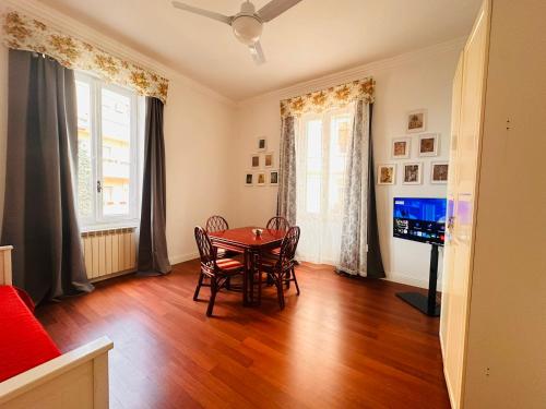 spacious and quiet Gemelli