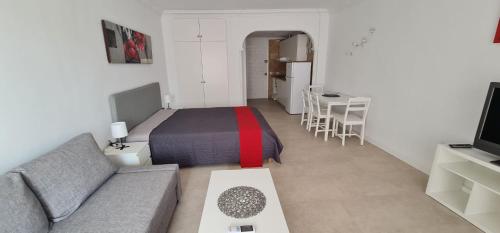 Benalbeach Luxe suite Garden & Sea Oasis501-1