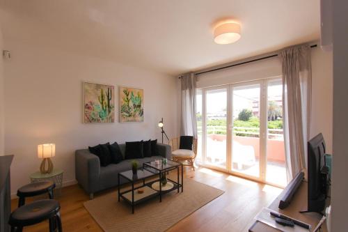 Brian apartment by costablancarent