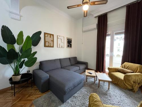 DoorMat #41 Aristotelous Urban Charm