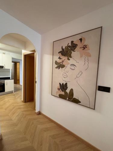 Elegant central apartment with patio