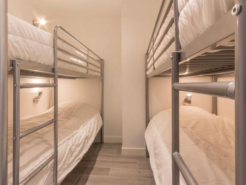 Appartement spacieux 4 pièces au centre station avec balcon pour 8 personnes