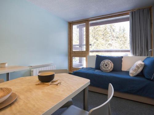 Studio rénové ski aux pieds, balcon, WiFi