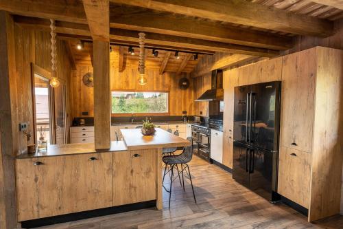 Perle Noire chalet dexception avec jacuzzi et sauna