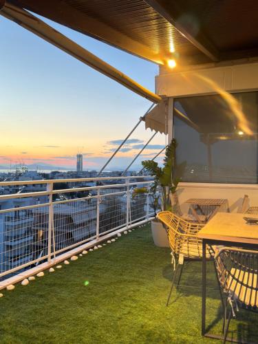 Glyfada Residence Top Floor With Sea & Tower View