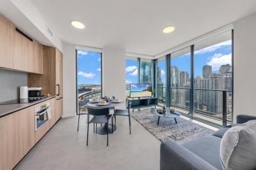 501 Residences by Inn Side photo 85