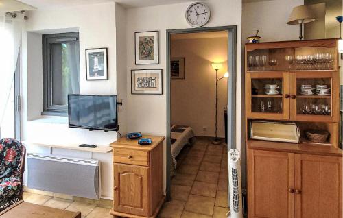 Amazing Apartment In Le Grau Du Roi With Wifi