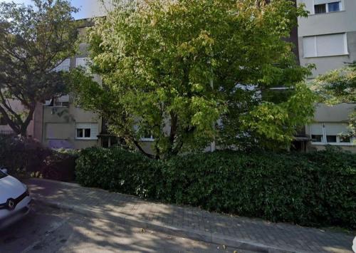 Apartments with parking space Makarska - 25278