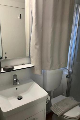 Apartments by the sea Biograd na Moru, Biograd - 25401