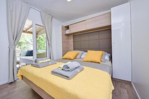 Apartments by the sea Biograd na Moru, Biograd - 25402