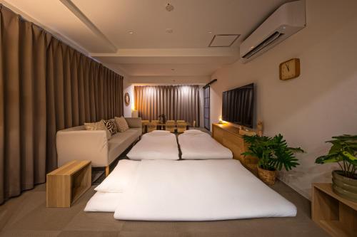 Poka Hotel Aoyama Six