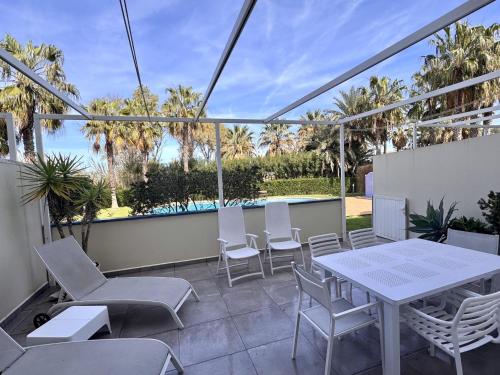 Apartamento moderno en Denia, 2 habitaciones, frente al mar - ES-373-12
