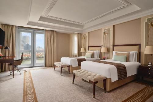 The Fullerton Hotel Singapore — View (from property/room)