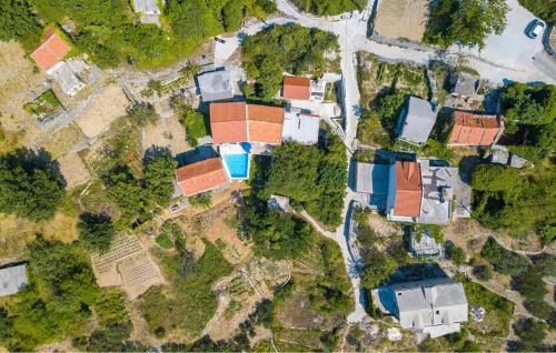 Amazing Home In Makarska