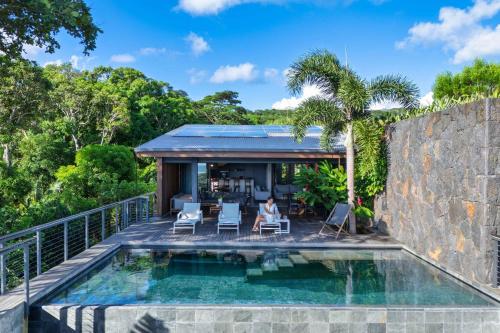 Villa lagoon view Baie du cap bel ombre